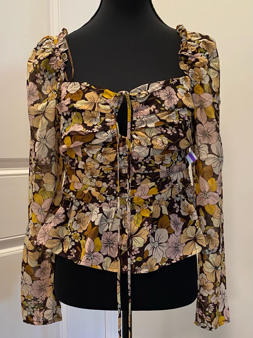 Astr The Label Brown Floral Sweetheart Peplum Blouse NWT